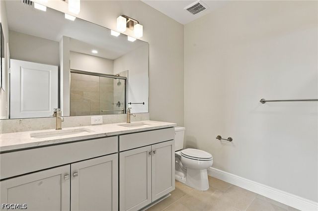5137 Draco CIR, Naples, FL 34120