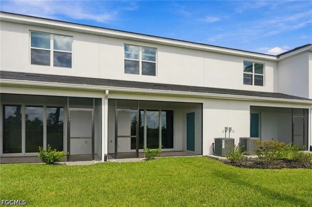 5137 Draco CIR, Naples, FL 34120