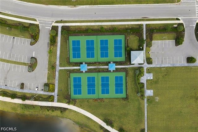 5137 Draco CIR, Naples, FL 34120
