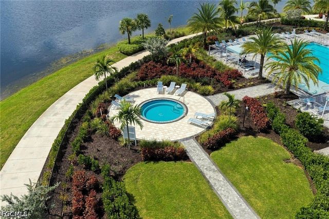 5137 Draco CIR, Naples, FL 34120