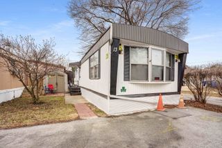 2993 Curtis Street 13, Des Plaines, IL 60018