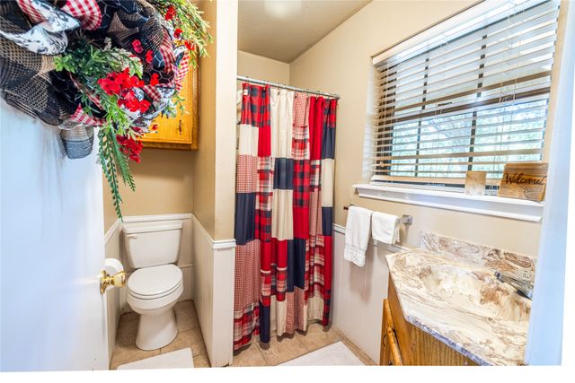 4542 Firemans Lane, Lone Oak, TX 75453