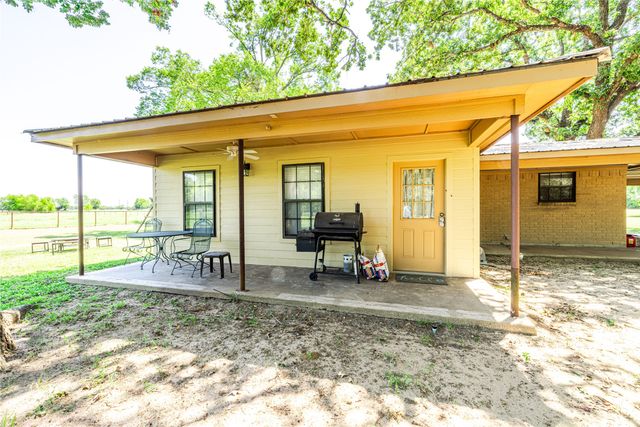 4542 Firemans Lane, Lone Oak, TX 75453