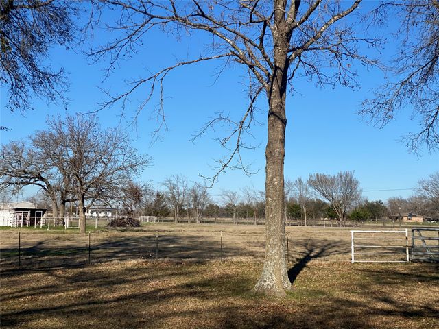 4542 Firemans Lane, Lone Oak, TX 75453