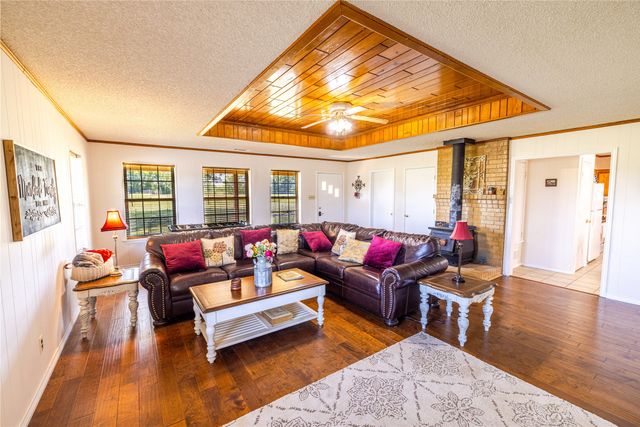 4542 Firemans Lane, Lone Oak, TX 75453