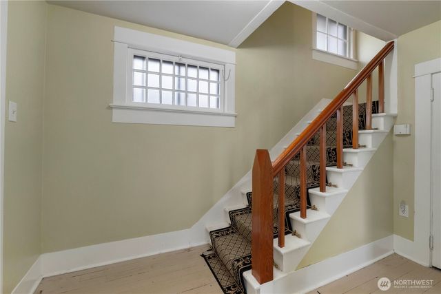 411 7th Street NW, Puyallup, WA 98371