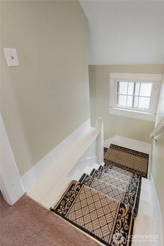 411 7th Street NW, Puyallup, WA 98371