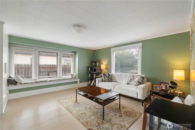 411 7th Street NW, Puyallup, WA 98371