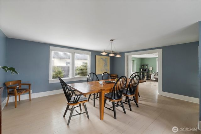 411 7th Street NW, Puyallup, WA 98371