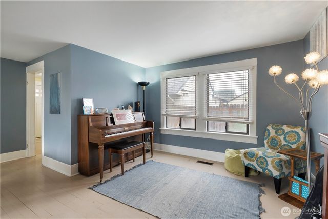 411 7th Street NW, Puyallup, WA 98371