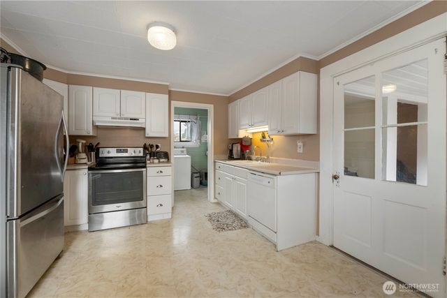 411 7th Street NW, Puyallup, WA 98371