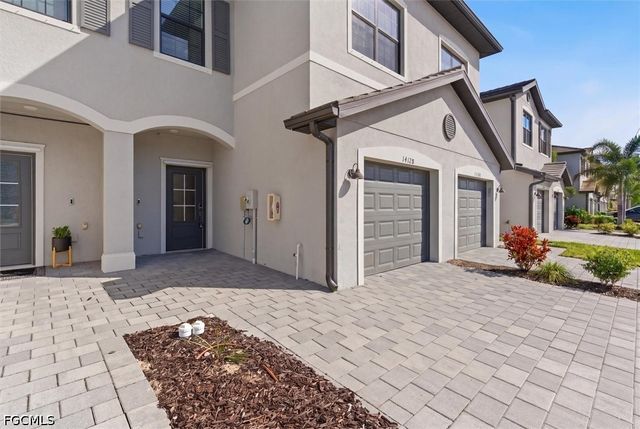 14126 Pine Lodge LN, Fort Myers, FL 33913