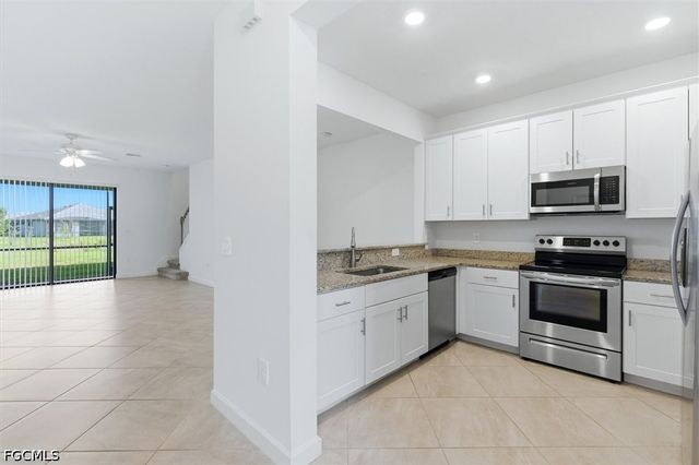 14126 Pine Lodge LN, Fort Myers, FL 33913