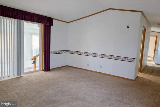 1039 PINE CIR, Telford, PA 18969