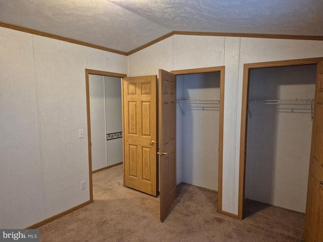 1039 PINE CIR, Telford, PA 18969