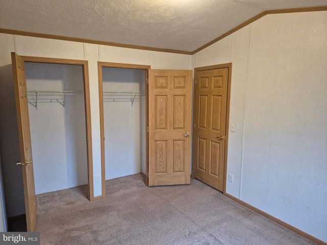 1039 PINE CIR, Telford, PA 18969