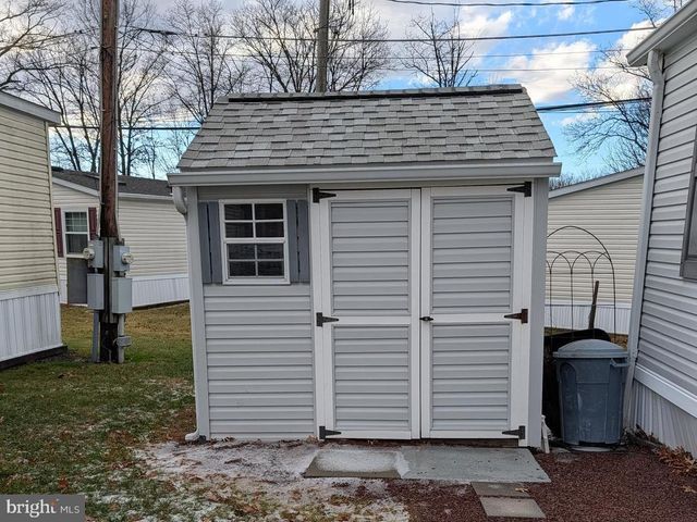 1039 PINE CIR, Telford, PA 18969