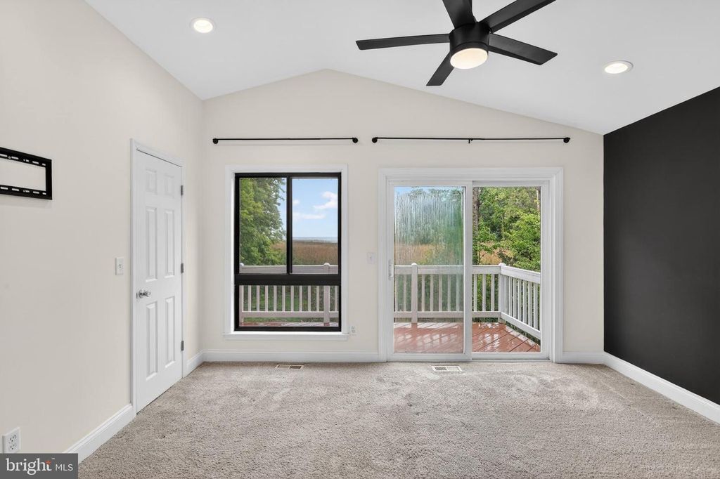 Image 18 of property listing at 5608 BIMINI CT, Churchton, MD 20733