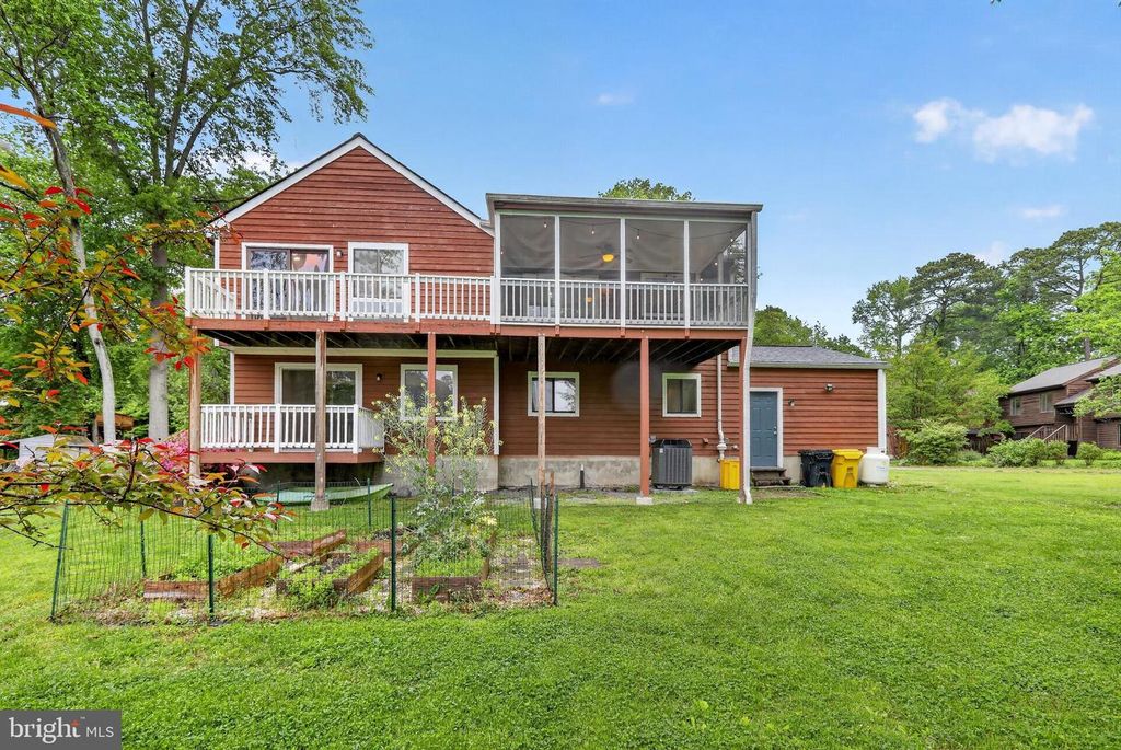 Image 34 of property listing at 5608 BIMINI CT, Churchton, MD 20733