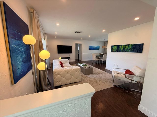 984 N GONDOLA DRIVE, Venice, FL 34293