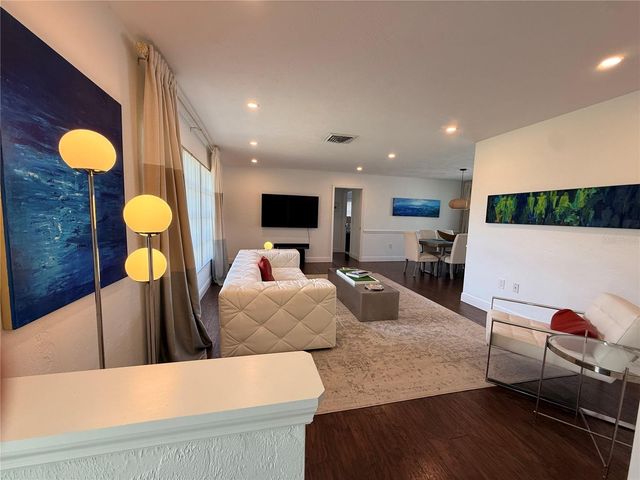 984 N GONDOLA DRIVE, Venice, FL 34293