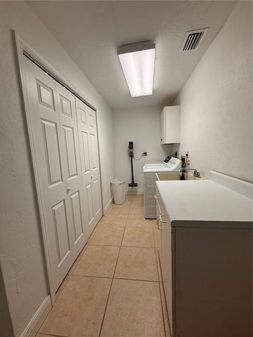 984 N GONDOLA DRIVE, Venice, FL 34293