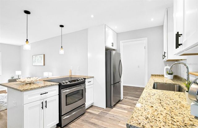 4697 LINWOOD STREET, Sarasota, FL 34232