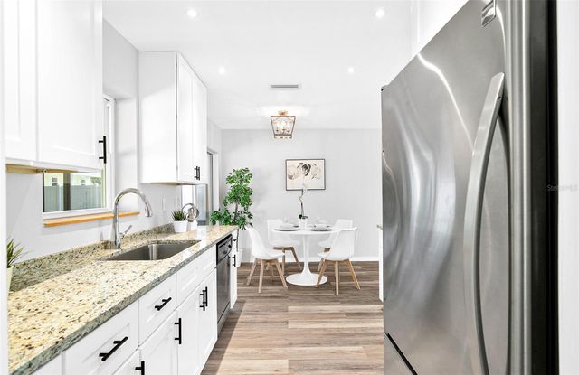 4697 LINWOOD STREET, Sarasota, FL 34232