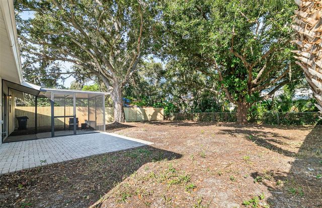 4697 LINWOOD STREET, Sarasota, FL 34232