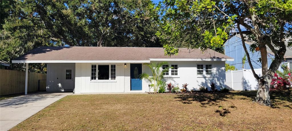Image 1 of property listing at 4697 LINWOOD STREET, Sarasota, FL 34232
