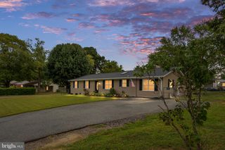 718 PAYTON DR, Fredericksburg, VA 22405