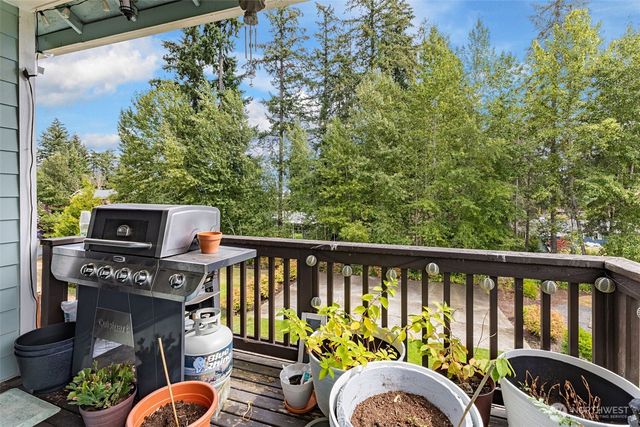 4011 203rd Street Ct E, Spanaway, WA 98387