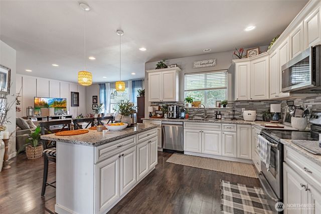 4011 203rd Street Ct E, Spanaway, WA 98387