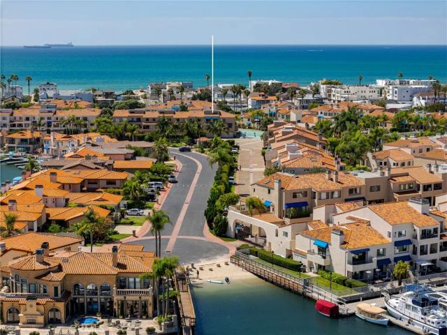 16475 Tropez 138, Huntington Beach, CA 92649