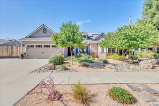 3230 W Modoc Avenue, Visalia, CA 93291