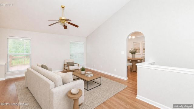 3425 Stony Farm Dr, Louisville, KY 40299