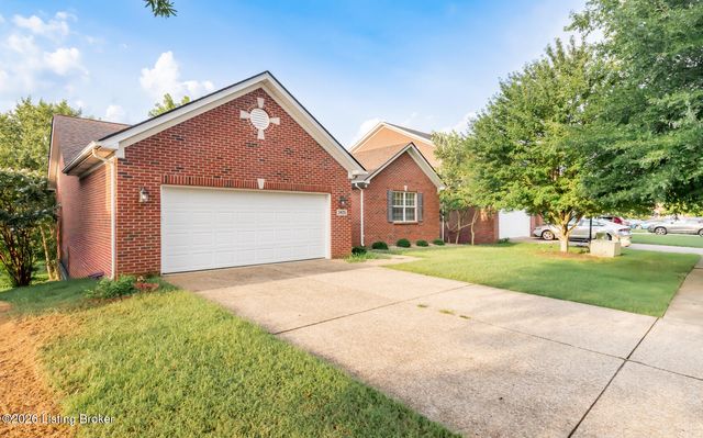 3425 Stony Farm Dr, Louisville, KY 40299