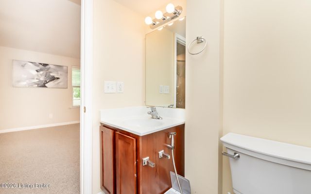 3425 Stony Farm Dr, Louisville, KY 40299