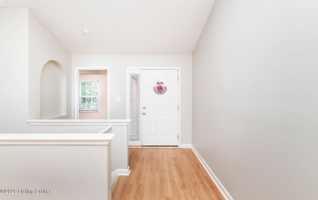 3425 Stony Farm Dr, Louisville, KY 40299