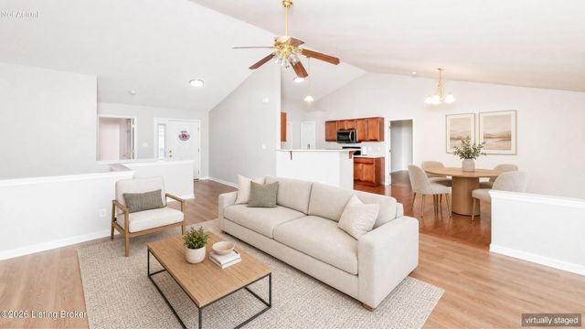 3425 Stony Farm Dr, Louisville, KY 40299