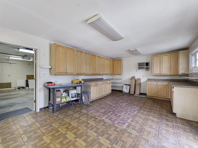 6515 Ridgeview Circle, Dallas, TX 75240