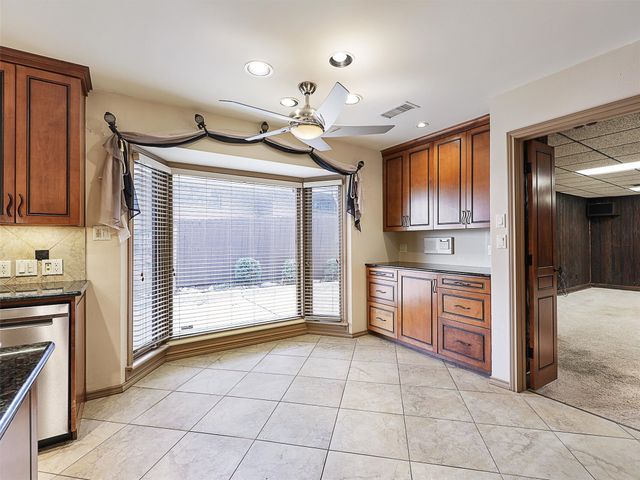 6515 Ridgeview Circle, Dallas, TX 75240