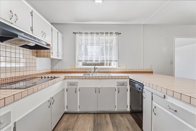 9032 Talisman Dr, Sacramento, CA 95826