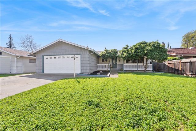 9032 Talisman Dr, Sacramento, CA 95826