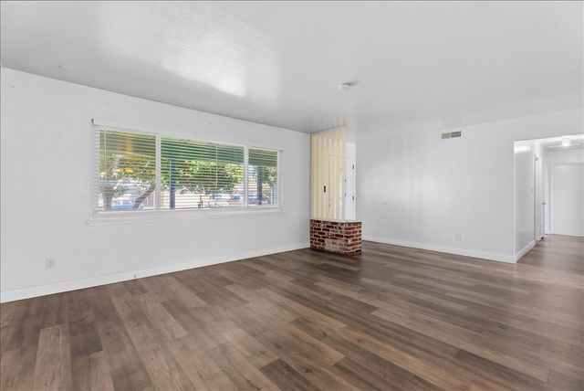 9032 Talisman Dr, Sacramento, CA 95826