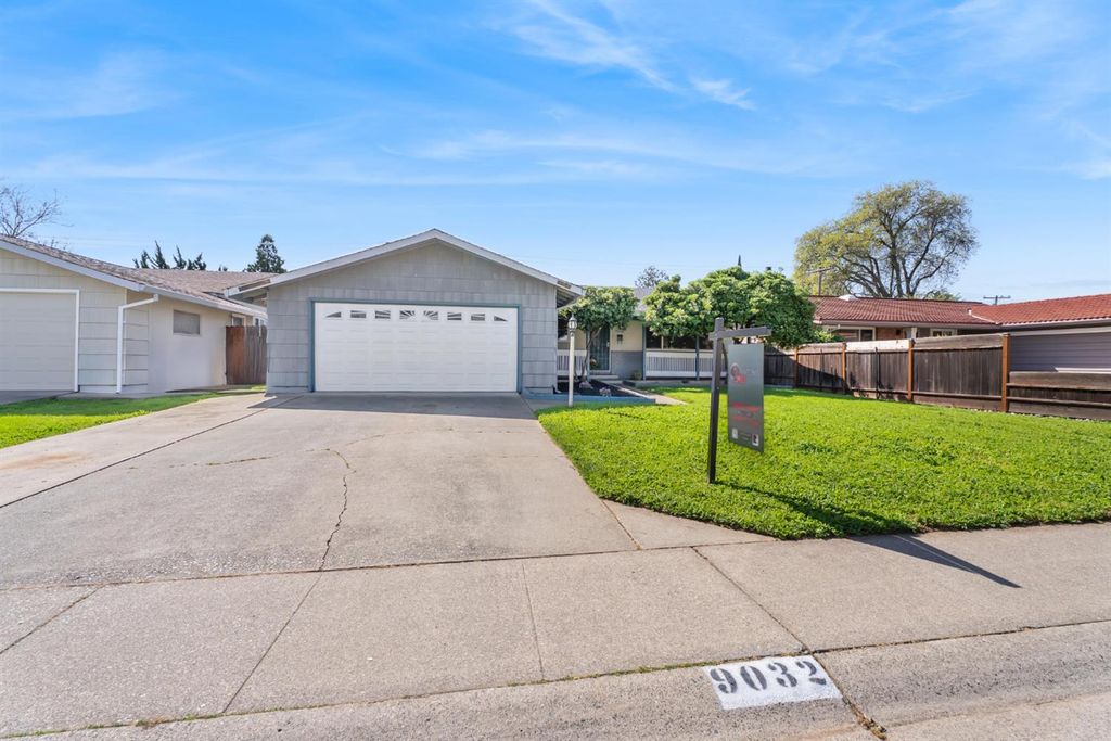 9032 Talisman Dr, Sacramento, CA 95826