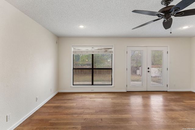 4330 Hollow Hill, San Antonio, TX 78217