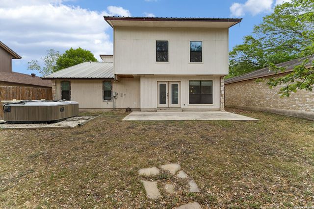 4330 Hollow Hill, San Antonio, TX 78217