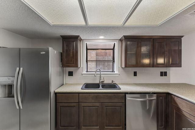 4330 Hollow Hill, San Antonio, TX 78217