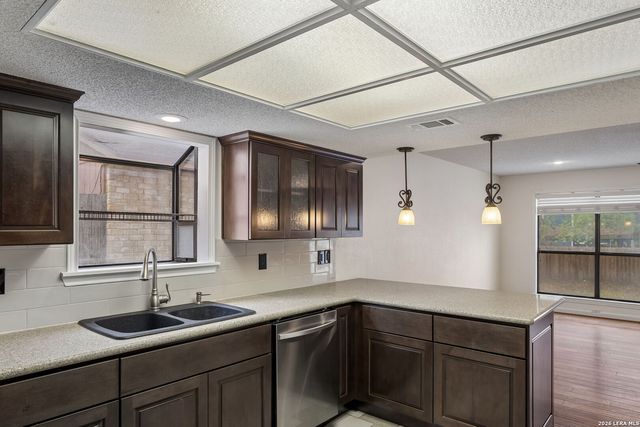 4330 Hollow Hill, San Antonio, TX 78217